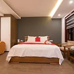 Khách Sạn Queen\'S